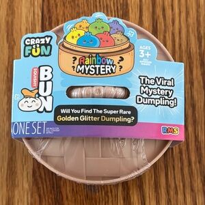 Squishy Bun Rainbow Mystery Dumpling - New